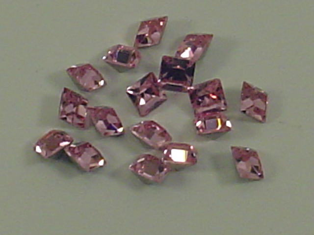 2mm SQUARE 36pcs. LIGHT ROSE POINTED BACK European Rhinestones